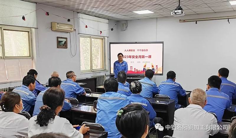 1689130059389452.jpg 640.jpg